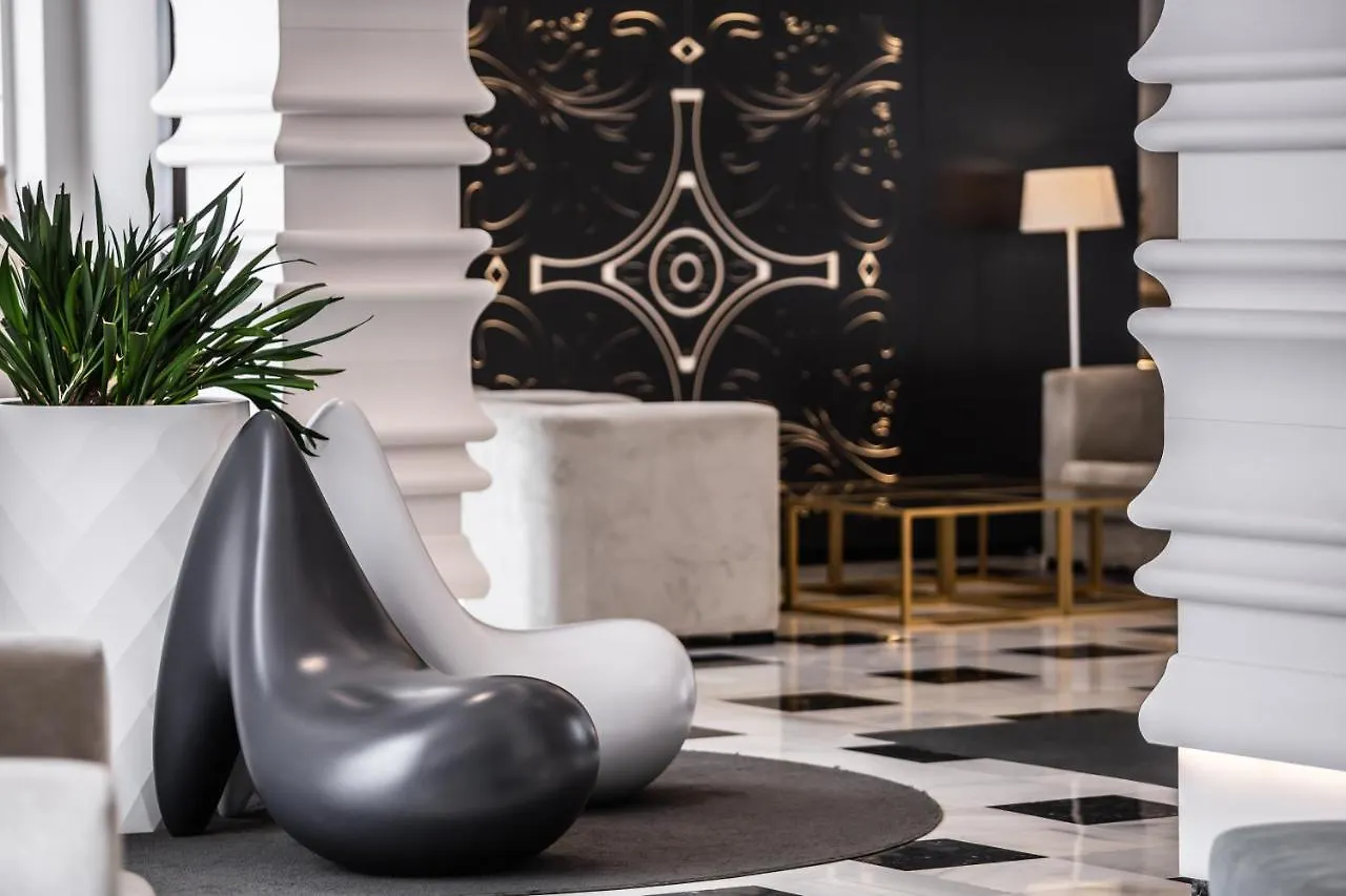 Hotel Monte Triana Siviglia Spagna