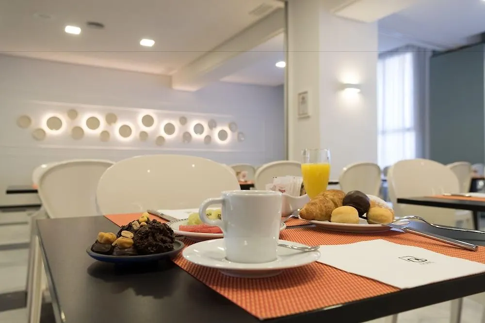 Monte Triana Hotel Seville